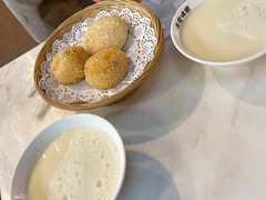 -弄堂咪道-饭香·面香·馄饨香(汇锦广场店)