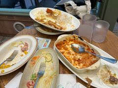 -玛格萝妮比萨屋(四平店)