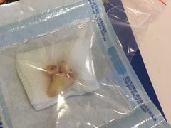 -瑞尔齿科(上海长风大悦城店)