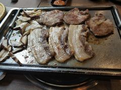 -香猪坊韩国烤肉专属门店(魏公村店)