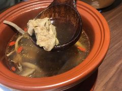 -有红鸡毛店·川菜(建设路店)