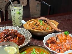 -古都历食南京菜·烤鸭·鸭血粉丝·汤包(南京博物院店)