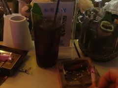 -Mx.cocktail bar