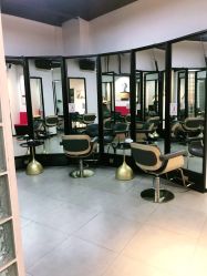 -CUT CUT Hair Salon