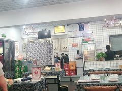 大堂-八两八金·莱芜特色炒鸡(市南漳浦路店)