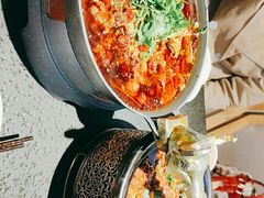 -万重锦·人文川菜馆(骡马市店)