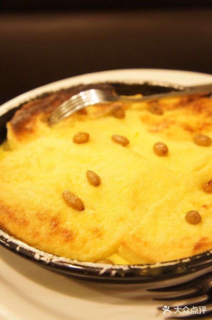 招牌里斯本烤面包布丁