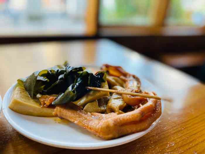 周丽君小吃(中东路店)-"昨天刚好路过丽水,天气非常好,位于汽车东.