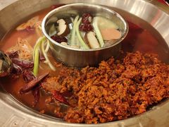 -山城年华老火锅(玉林店)