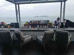 -瑰丽酒店·海吧·天际下午茶·现场DJ·天台酒吧