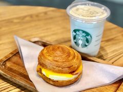 -星巴克臻选(湖滨道店)