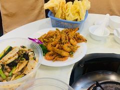 -渝君重庆火锅(嘉宾路店)