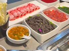-海底捞火锅(杭州滨江九宜城店)
