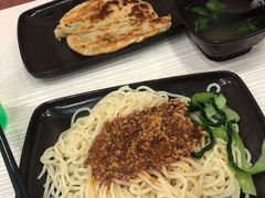 -紫荆广场·花漫里