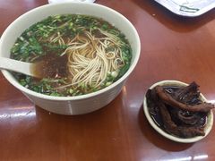 -伟记奥面馆(养育巷店)