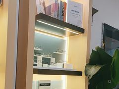 -康利眼镜·蔡司战略合作店(龙泉书房店)
