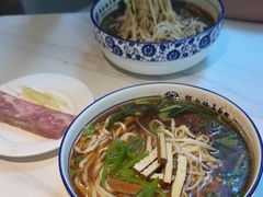 -镇南锅盖面馆(解放路店)