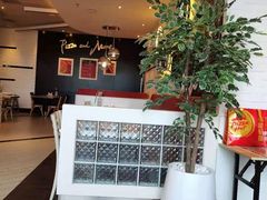 -必胜客(WOW万隆店)