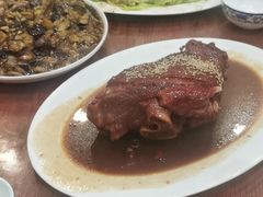 -巷子深菜馆·津门肘子(滨海店)