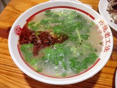 三中高皇招牌羊汤-三中高皇羊肉馆