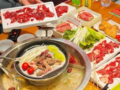 -养牛邓·潮汕牛肉海鲜自助火锅(广州店)