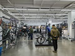 -迪卡侬(土桥店)