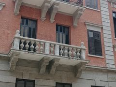 -巴公房子