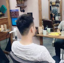 -XY形象设计/烫发·染发·接发