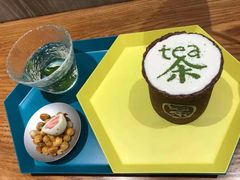 手工奶盖茶-茶是一枝花泡茶店