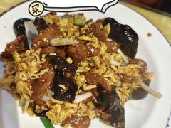 醋溜木须-陈寔包子王·卤煮小肠·京味小吃(龙潭店)