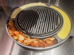 -猪掌柜韩国烤肉(六折店)