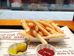 -The Habit Burger Grill 哈比特汉堡(复兴soho店)