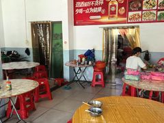 -灵山卢梅燕粉店