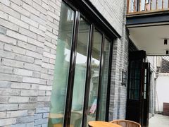 露天位-星巴克臻选(成都宽窄巷子店)