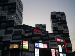 -资和信百货商场