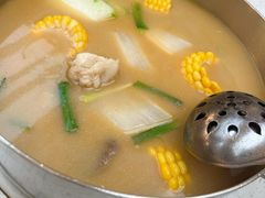 -肥仔文澳门猪骨煲(南京西路店)