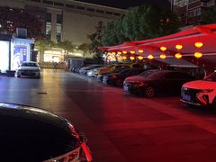 -香山湖渔家大院