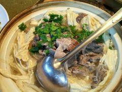 腐竹粉条焖腩边肉-和记菜馆