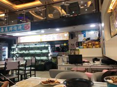 -覃记海鲜美食餐厅