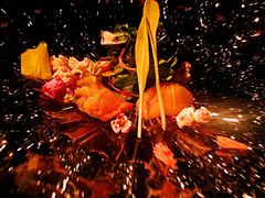 春天的贝类和嫩芽的组合木芽味增-地球美食剧场