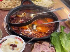 -赵美丽·重庆社区火锅·直营店(火车东站·中豪国际店)
