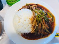 鱼香肉丝盖浇饭-宜家·瑞典风味餐厅(烟台路店)