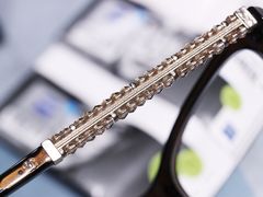 -目艮眼镜SHOWROOM(品牌集合店)