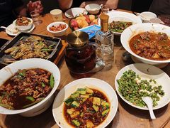 -鑫小城故事·藕汤·家常菜(台北一路总店)