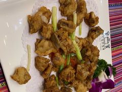 -香巴拉云南餐厅(华莱坞店)