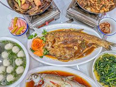 -丹水桥地锅鱼·翘嘴鲌·地方特色全鱼宴(丹江口大坝店)