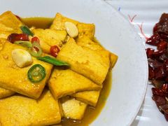 -三湘四水正宗湘菜(君峰路店)