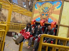 -七彩云南欢乐世界