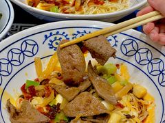 -李与白包子铺(桐梓林店)