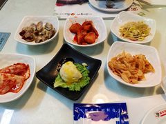 -益百岁牛尾汤(香山路店)